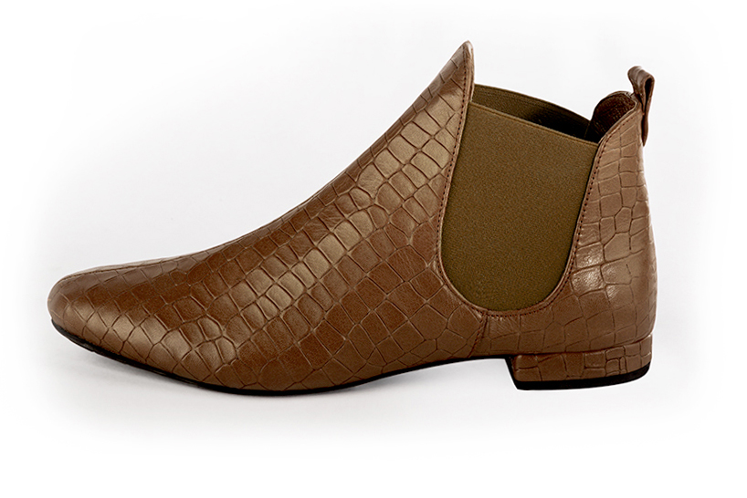 Caramel brown women's ankle boots, with elastics. Round toe. Flat block heels. Profile view - Florence KOOIJMAN
